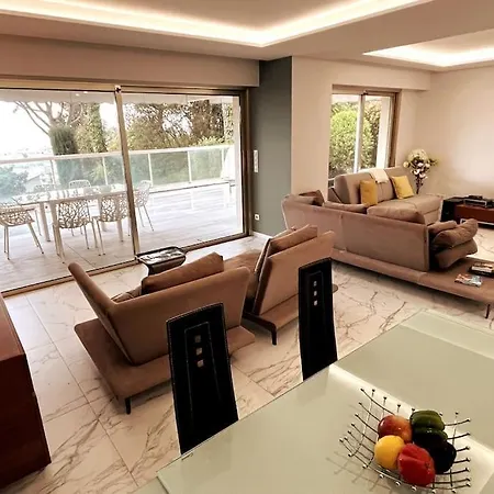 Apartment Absolute Calm, Modern, Terrasse, Garden & Pool Le Cannet